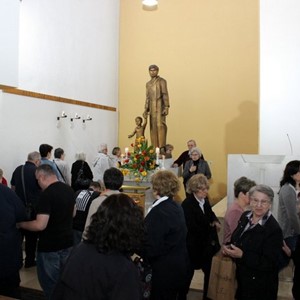 Josipovi štovatelji svakodnevno ispunjaju Svetište u Karlovcu